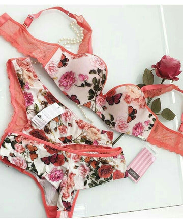 Women's Sling Full Coverage Bra and Hipster panty Lingerie Set