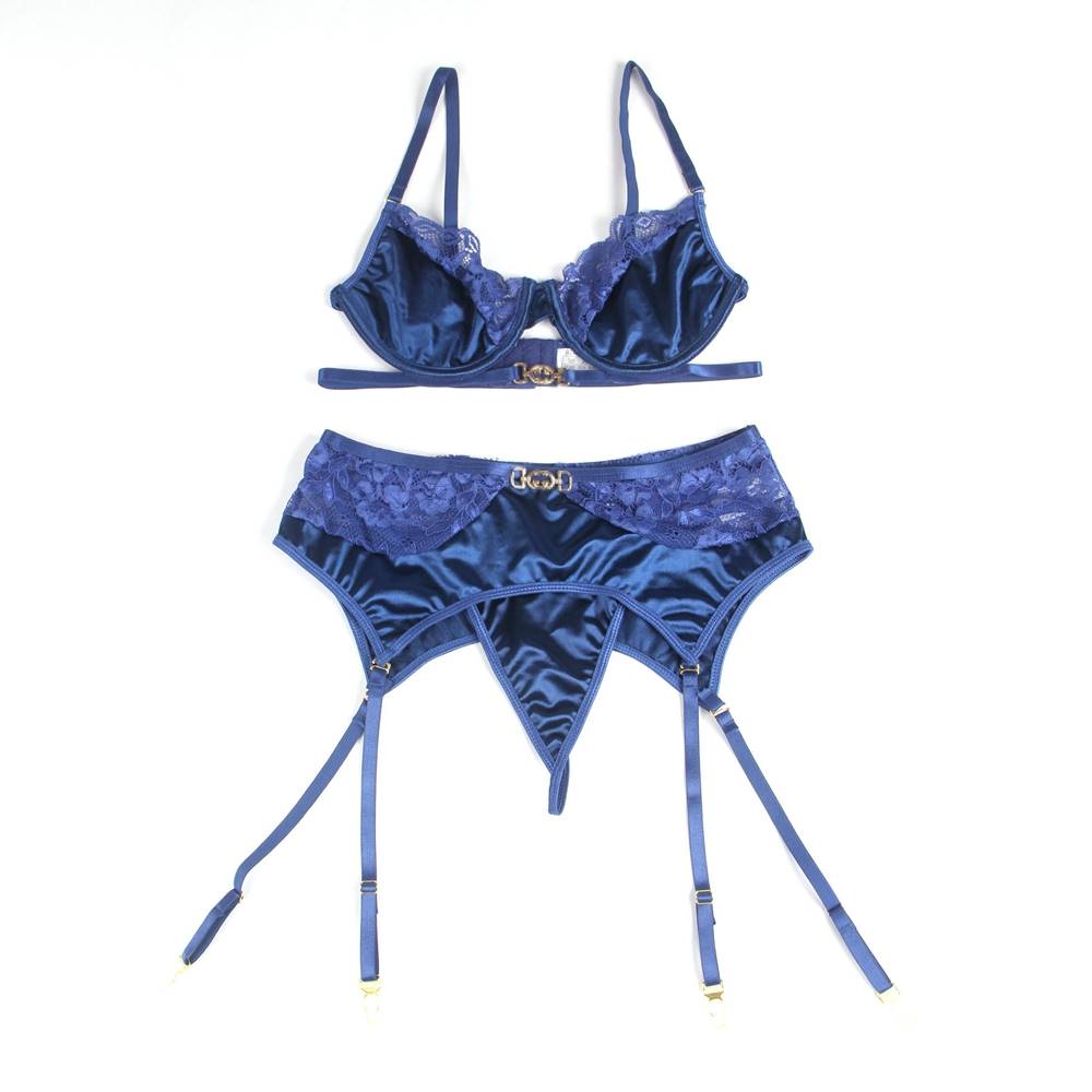 Delicate lace Stitching Exquisite metal buckle Bra and Garter Panty Set 2 Colours