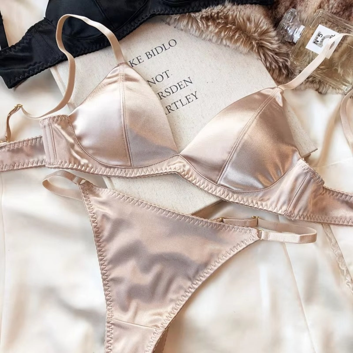 (Pack of 6) Women's  Bra Panty Lingerie Set for Girl's | L-150