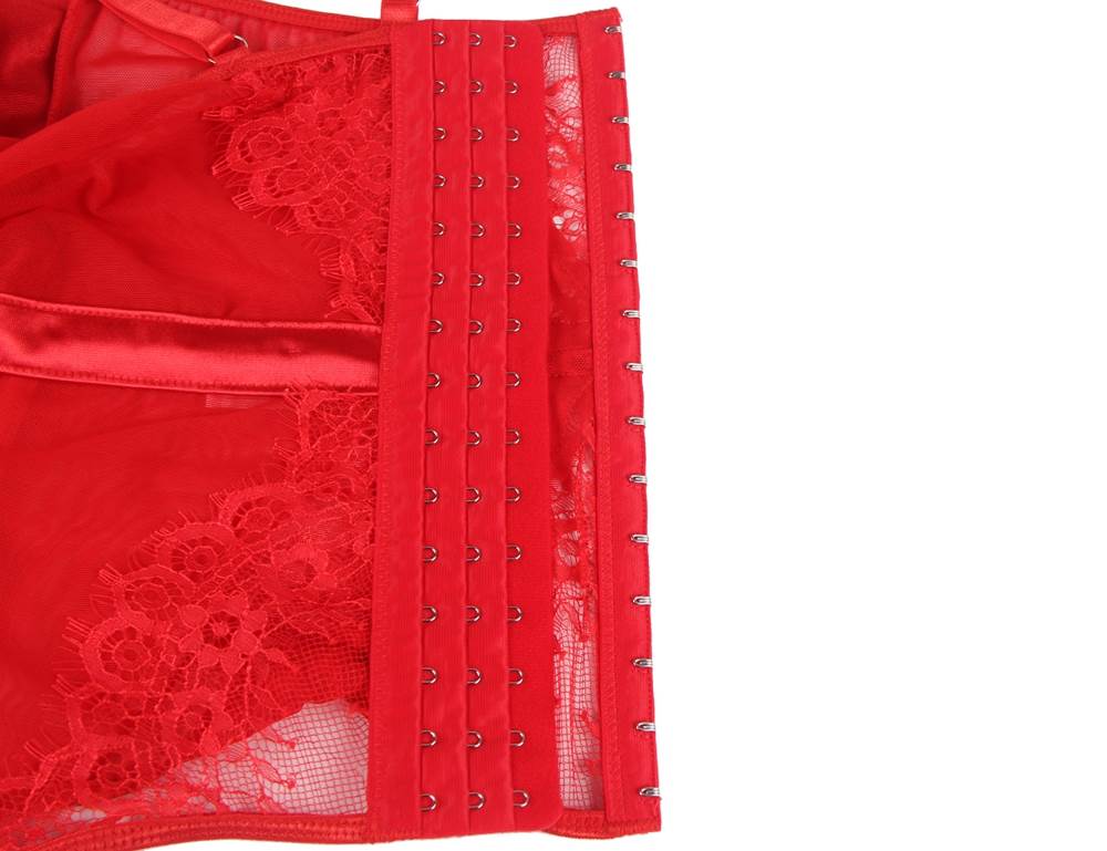 Elegant Eyelash Lace Garter Lingerie with Underwire